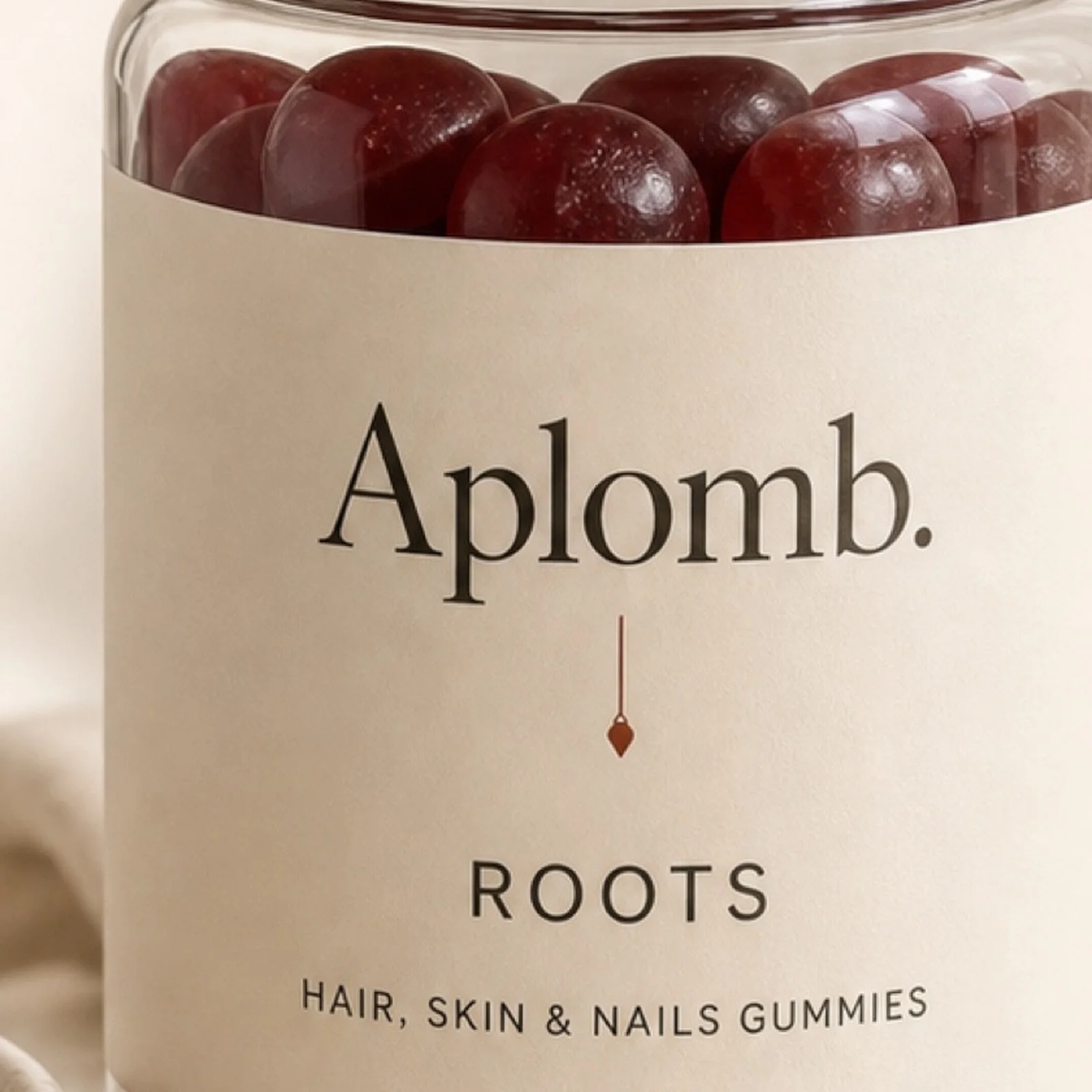 APLOMB Roots bottle detail