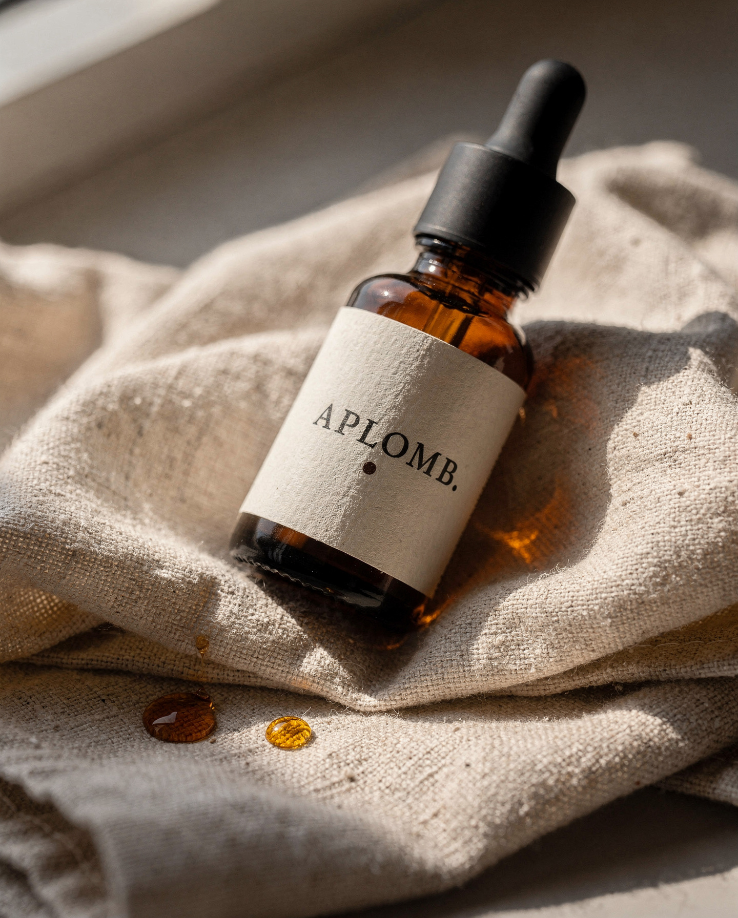 APLOMB. Facial Serum